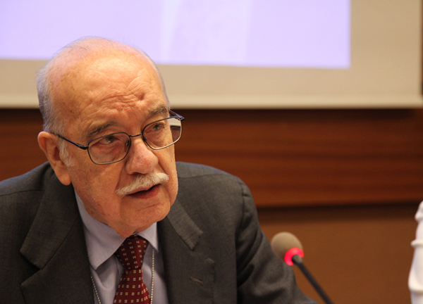 Prof. Benegiano speaking at the United Nations in Geneva